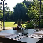 Отель Juliana 3*