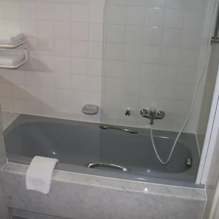 Hotel Juliana 3*